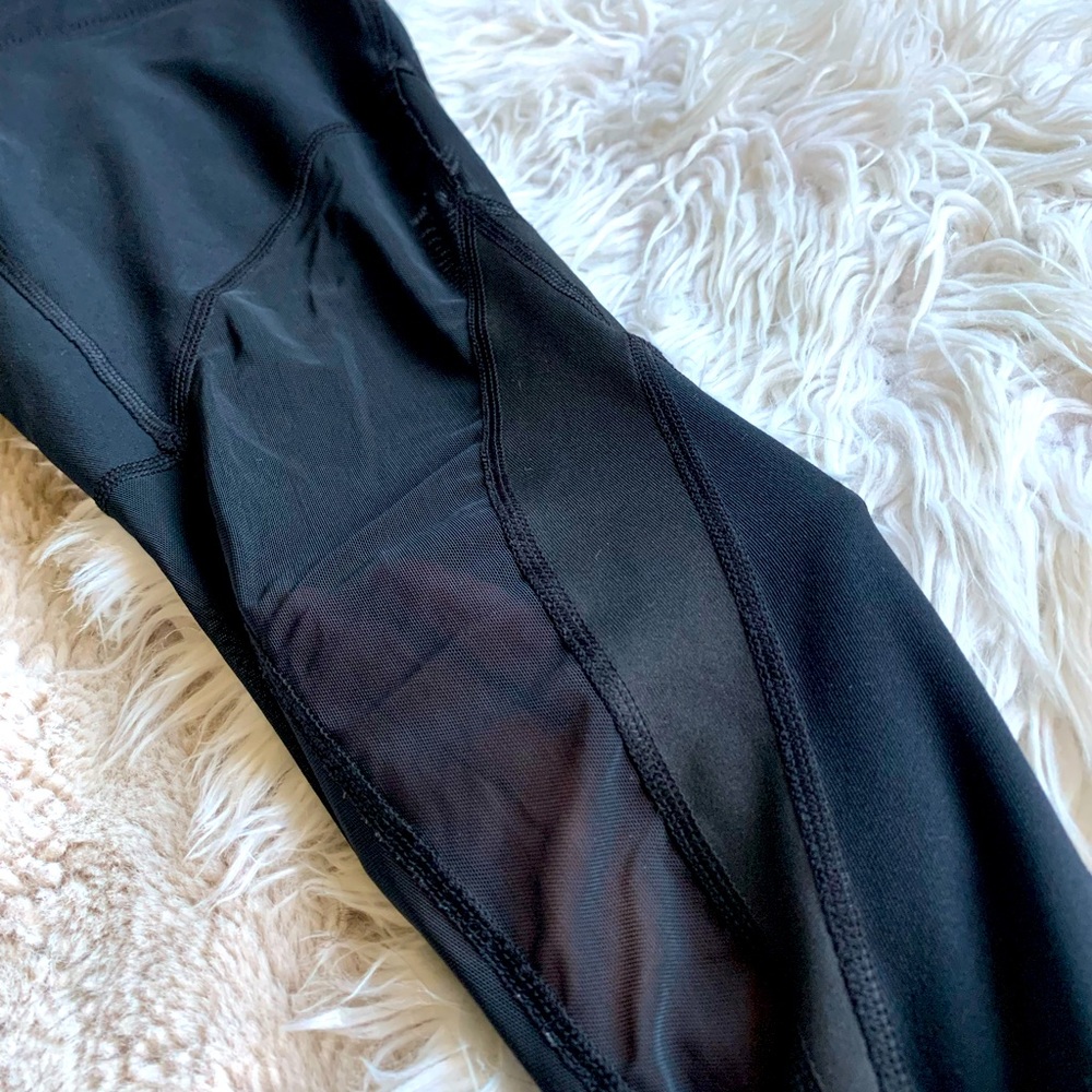Mid rise black leggings with mesh side detailing